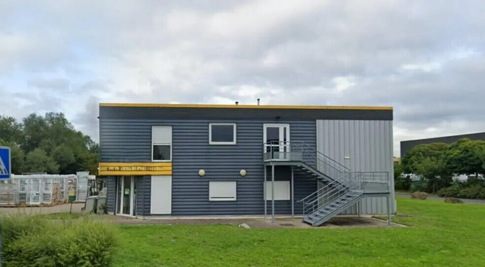 Bureau dans Norroy-le-Veneur à louer - Photo de l’immeuble – Image 3 sur 4