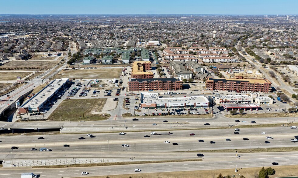 S State Highway 121, The Colony, TX à louer - Photo de l’immeuble – Image 1 sur 9