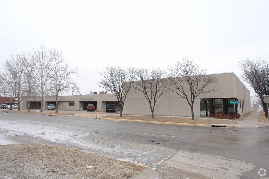 420 S Emporia St, Wichita, KS à louer - Photo principale – Image 1 sur 36