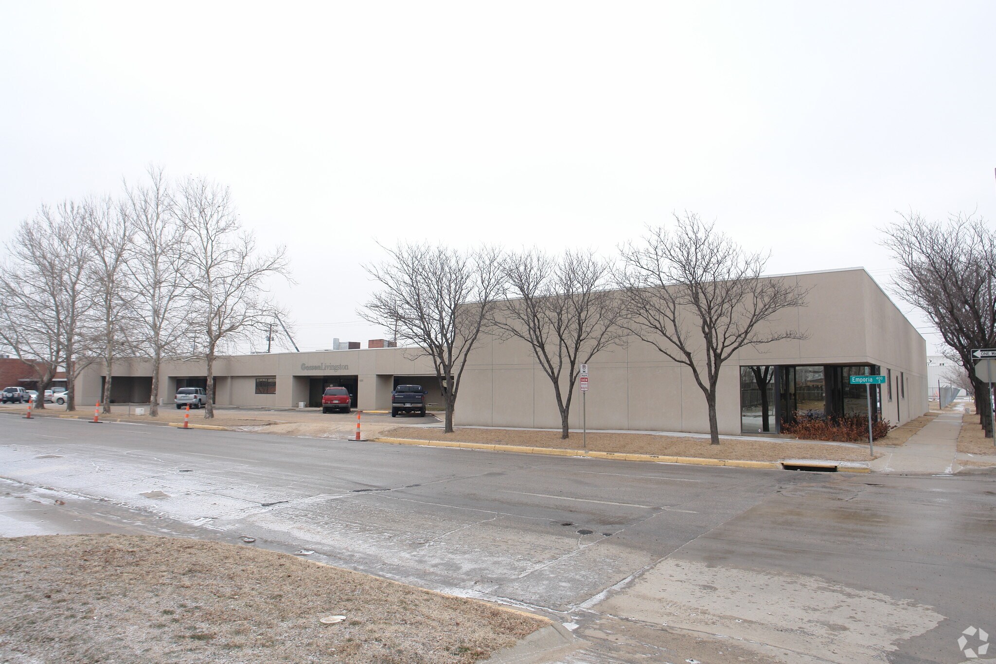 420 S Emporia St, Wichita, KS à louer Photo principale– Image 1 sur 37