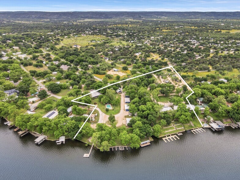 408 Clen Oak Pkwy, Burnet, TX à vendre - Photo de l’immeuble – Image 1 sur 17