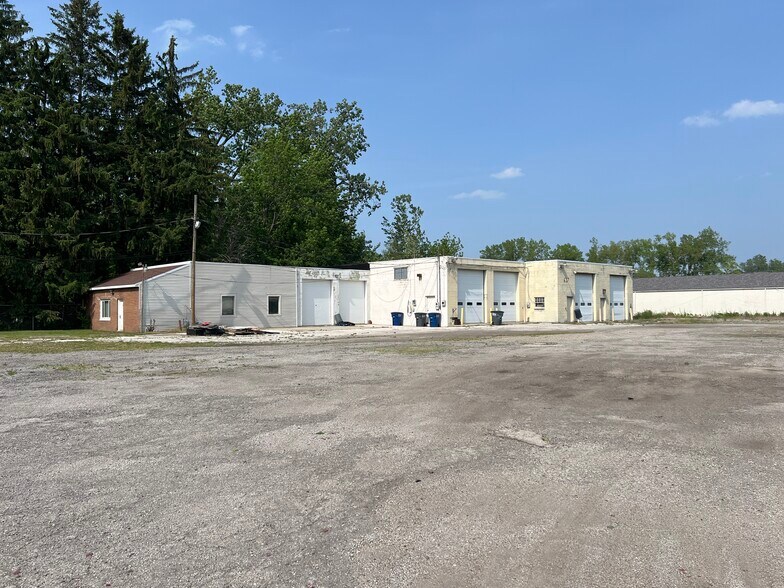 637 Elmdale Rd, Toledo, OH à vendre - Photo de l’immeuble – Image 2 sur 6