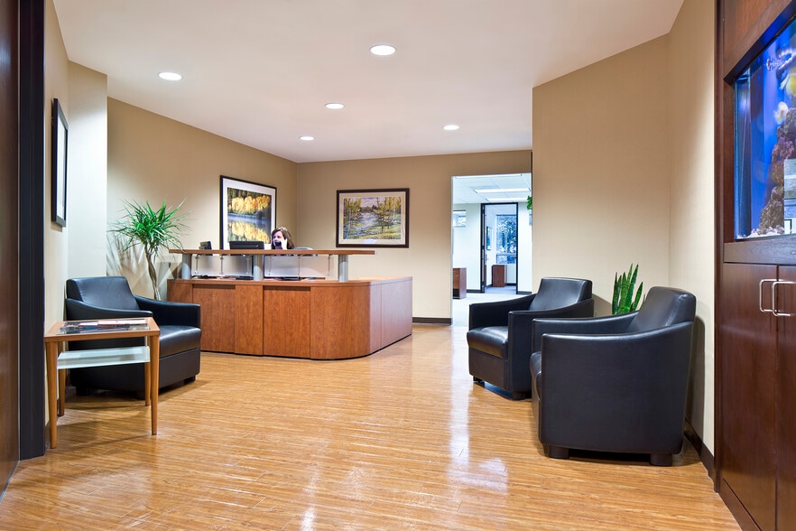 500 Mamaroneck Ave, Harrison, NY à louer - Photo de l’immeuble – Image 3 sur 5