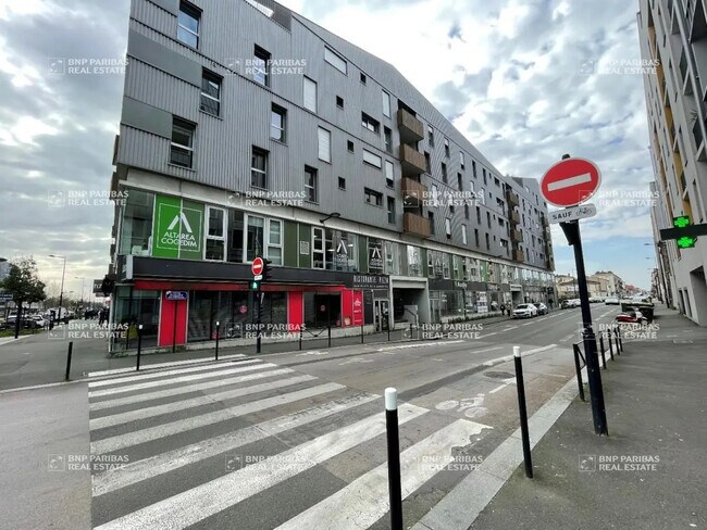 Plus de détails pour Bureau à vendre