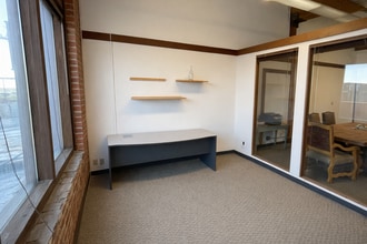 2130-2220 Livingston St, Oakland, CA à louer Photo intérieure– Image 2 sur 10