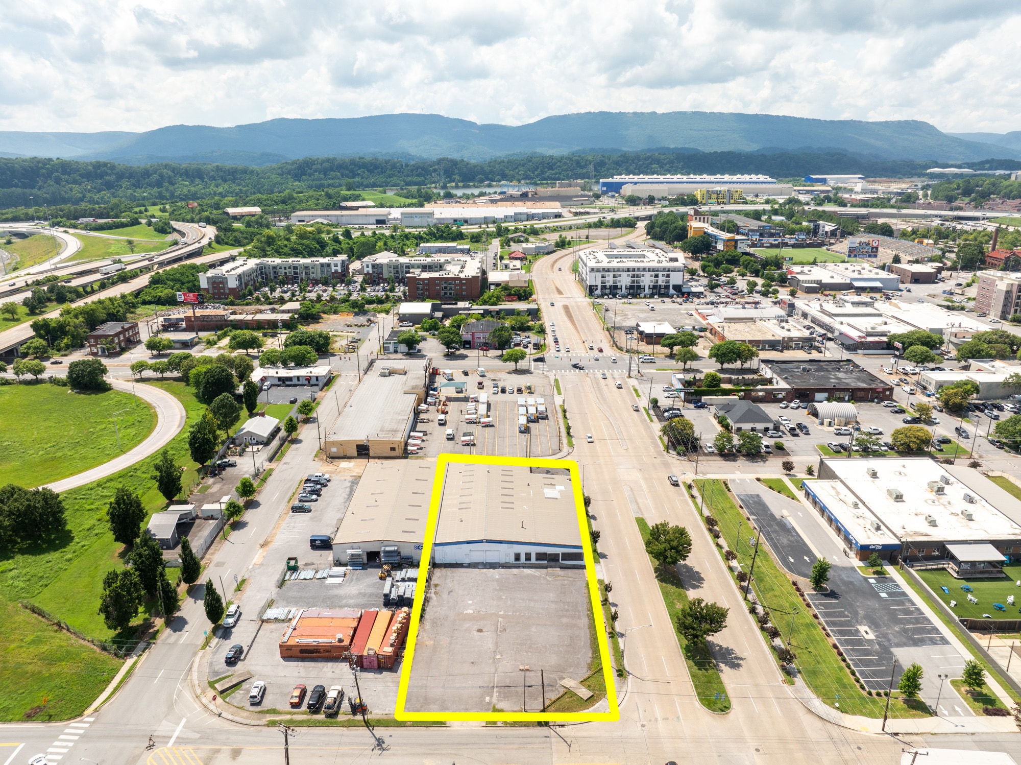 2025 Williams St, Chattanooga, TN à louer Photo de l’immeuble– Image 1 sur 14