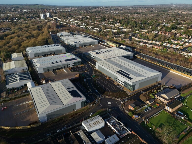 Eckersall Rd, Birmingham à louer - Photo de l’immeuble – Image 2 sur 27