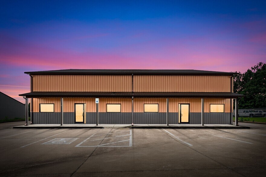 1400 Dover Rd, Clarksville, TN à louer - Photo de l’immeuble – Image 1 sur 72