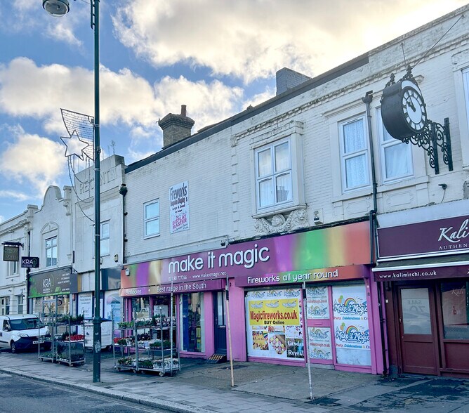 94-96 Shirley High St, Southampton à louer - Photo de l’immeuble – Image 1 sur 2