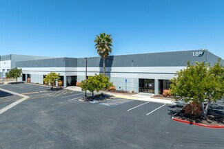 Plus de détails pour 188 Newport Dr, San Marcos, CA - Industriel/Logistique à louer