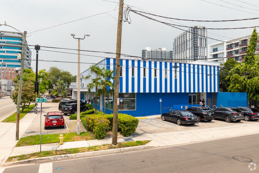 2751 N Miami Ave, Miami, FL à louer - Photo de l’immeuble – Image 3 sur 21