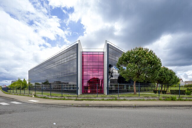 Plus de détails pour 22 Boulevard Déodat De Séverac, Colomiers - Bureau à louer