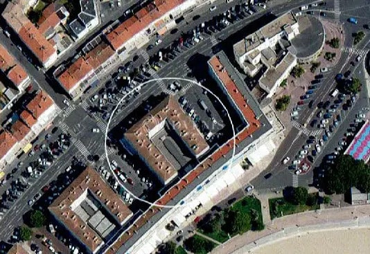 Local commercial dans Royan à vendre - Photo de l’immeuble – Image 2 sur 6