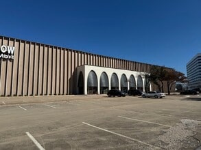 4355 Lyndon B Johnson Fwy, Dallas, TX à louer Photo de l’immeuble– Image 1 sur 6