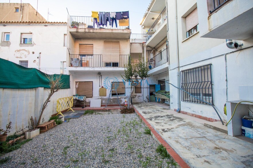 Immeuble residentiel dans Tarragona, Tarragona à vendre - Photo de l’immeuble – Image 3 sur 29