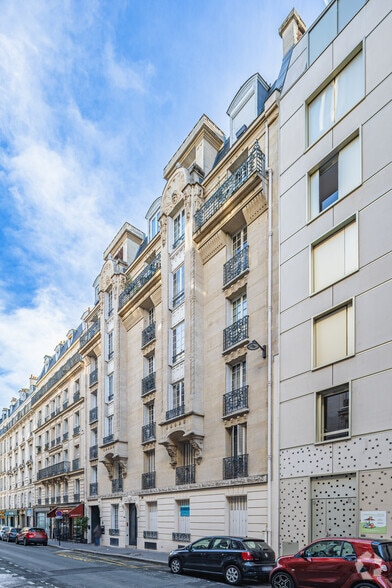 7 Rue Labie, Paris à vendre - Photo de l’immeuble – Image 2 sur 3