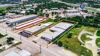 Plus de détails pour 124 Industrial Dr, Boerne, TX - Industriel/Logistique à louer