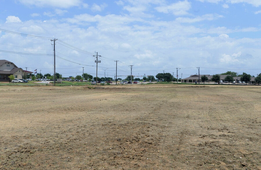 585 E Debbie Ln, Mansfield, TX à vendre - Aérien – Image 3 sur 21