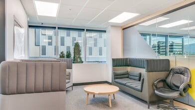 1726 Dolphin Av, Kelowna, BC à louer Photo intérieure– Image 1 sur 20