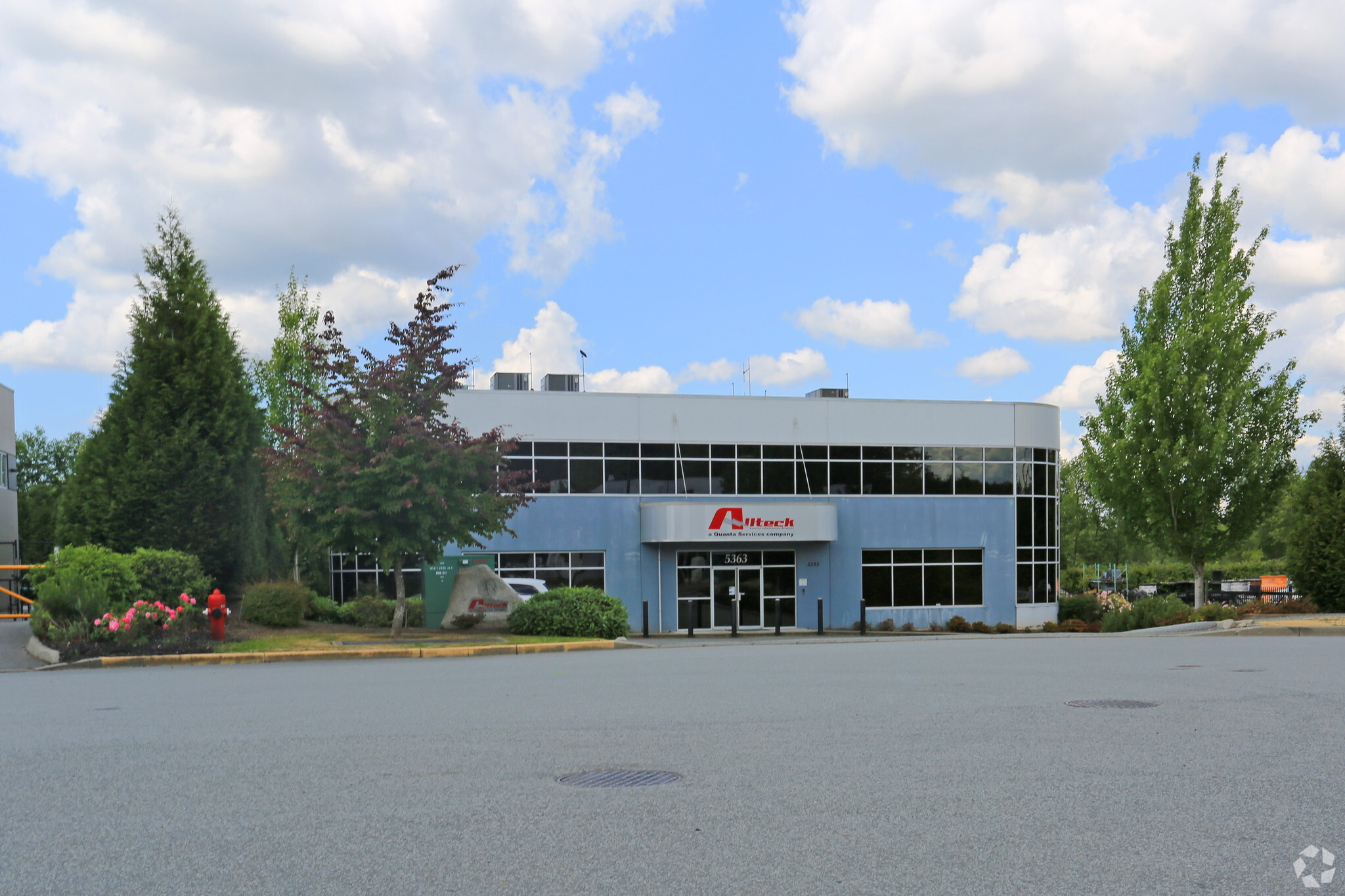 5363 273A St, Langley Twp, BC à louer Photo principale– Image 1 sur 4