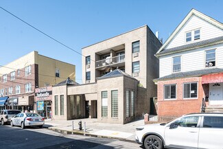 Plus de détails pour 5536 69th Pl, Maspeth, NY - Logement à vendre