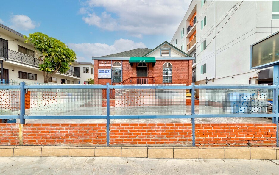 1025 S Catalina St, Los Angeles, CA à vendre - Photo de l’immeuble – Image 2 sur 30