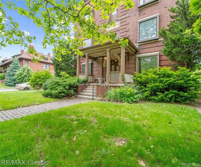3984 Commonwealth St, Detroit, MI à vendre - Photo de l’immeuble – Image 3 sur 13