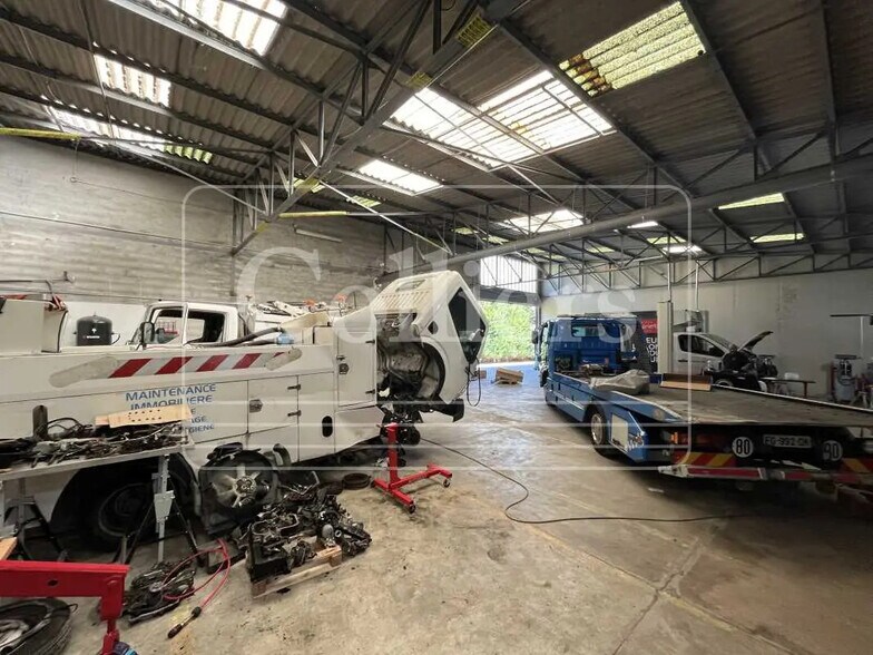 Bureau dans Rousset à louer - Photo de l’immeuble – Image 2 sur 14