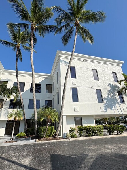 7251 W Palmetto Park Rd, Boca Raton, FL à louer - Photo de l’immeuble – Image 2 sur 17