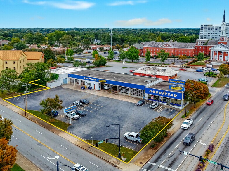 100 E Kennedy St, Spartanburg, SC à vendre - Photo de l’immeuble – Image 2 sur 6