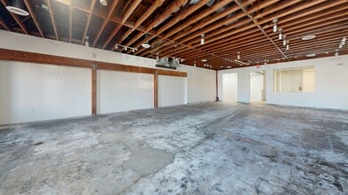 5764 E 2nd St, Long Beach, CA à louer Numérisation 3D Matterport– Image 1 sur 6