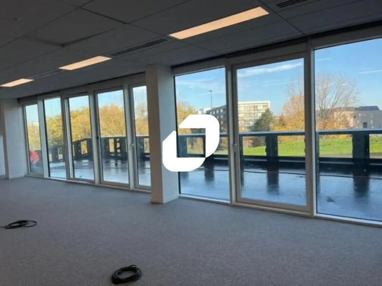 612 Rue De La Chaude Rivière, Lille à louer - Photo de l’immeuble – Image 1 sur 9