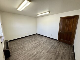 Plus de détails pour 2045 E Ashlan Ave, Fresno, CA - Bureau à louer