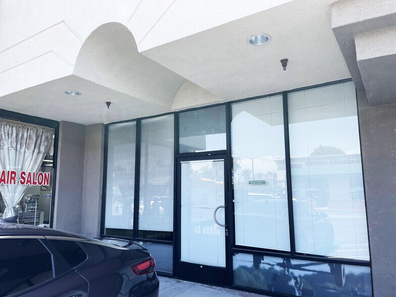 6001-6021 Pacific Blvd, Huntington Park, CA à louer - Photo de l’immeuble – Image 3 sur 12