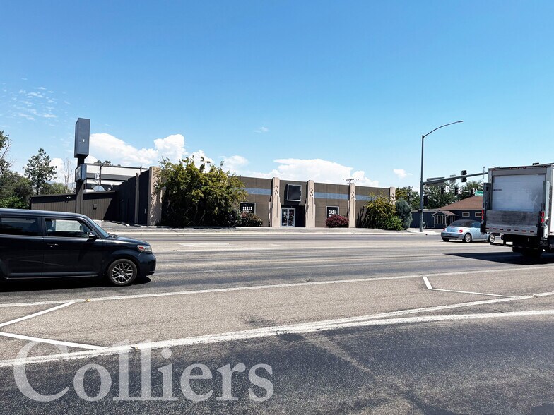 3602 W Chinden Blvd, Garden City, ID à louer - Photo de l’immeuble – Image 1 sur 4