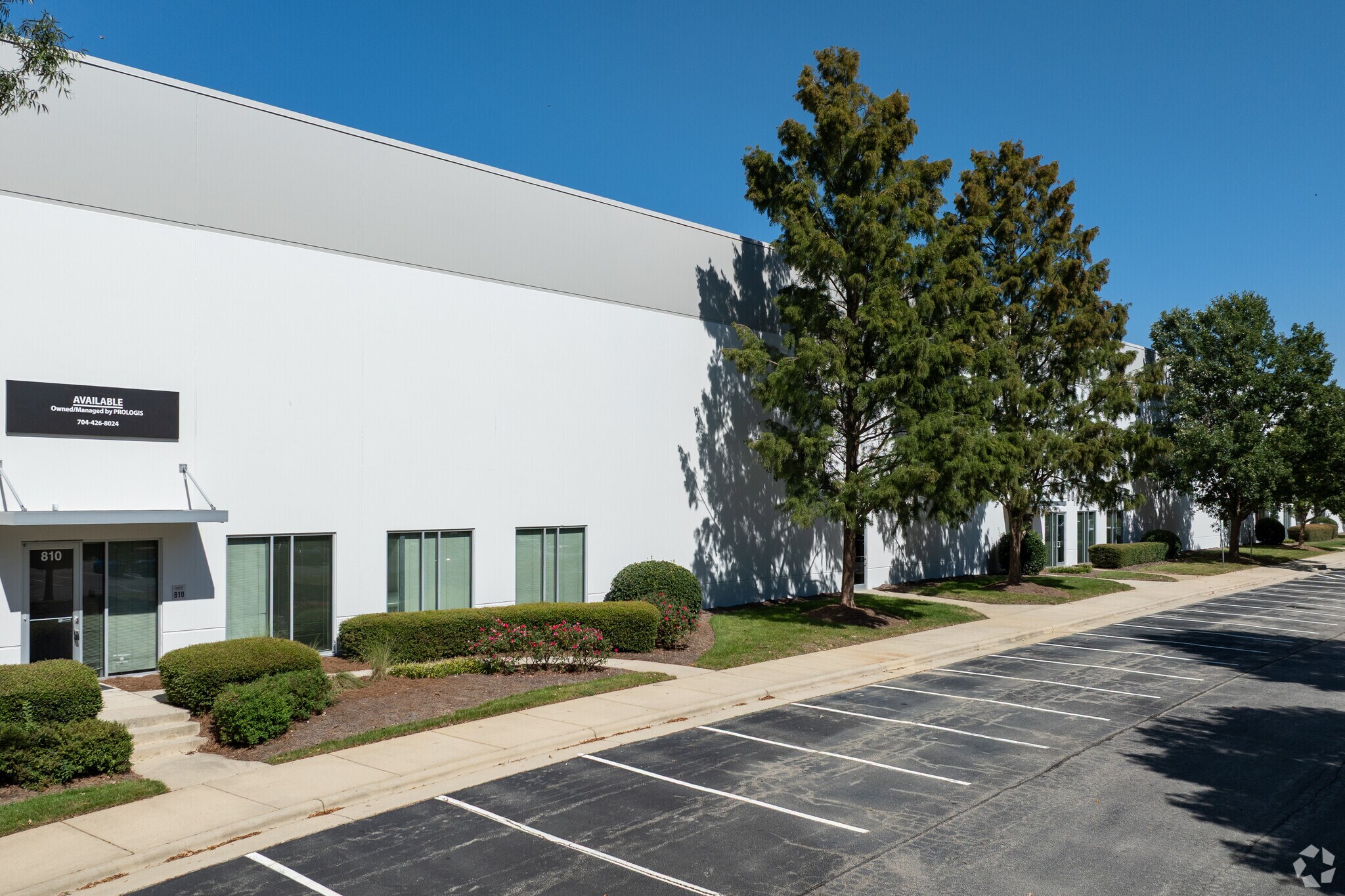 800 N Greenfield Pky, Garner, NC à louer Photo principale– Image 1 sur 7