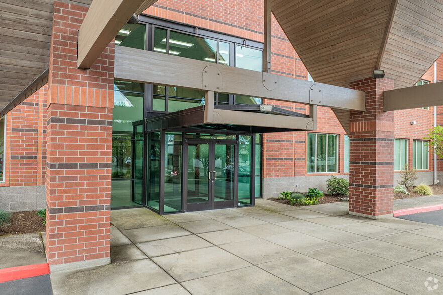 1220 20th St SE, Salem, OR à louer - Photo de l’immeuble – Image 3 sur 11