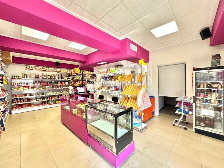 Local commercial dans Piles, Valencia à vendre - Photo de l’immeuble – Image 1 sur 14