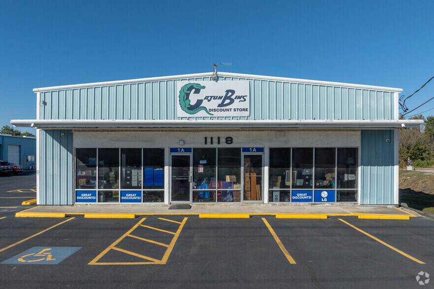 1118 N Main St, Pearland, TX à louer - Photo de l’immeuble – Image 3 sur 13