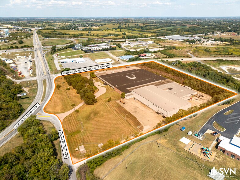 695 N Main St, Winchester, KY à louer - Photo de l’immeuble – Image 1 sur 20