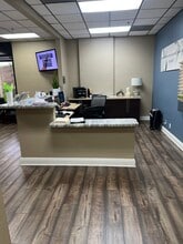 1750 California Ave, Corona, CA à louer Photo intérieure– Image 2 sur 10