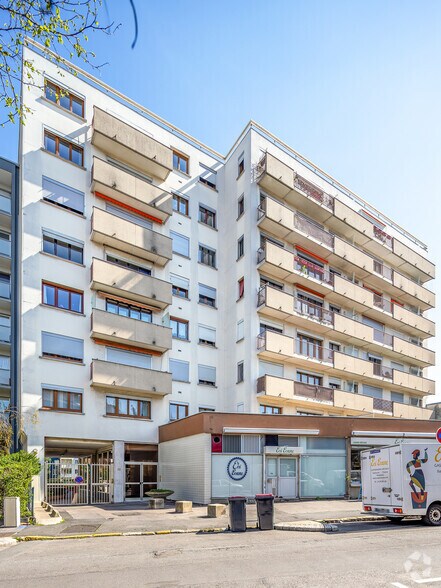 59 Rue Du Général Leclerc, Le Kremlin-Bicêtre à vendre - Photo de l’immeuble – Image 2 sur 10