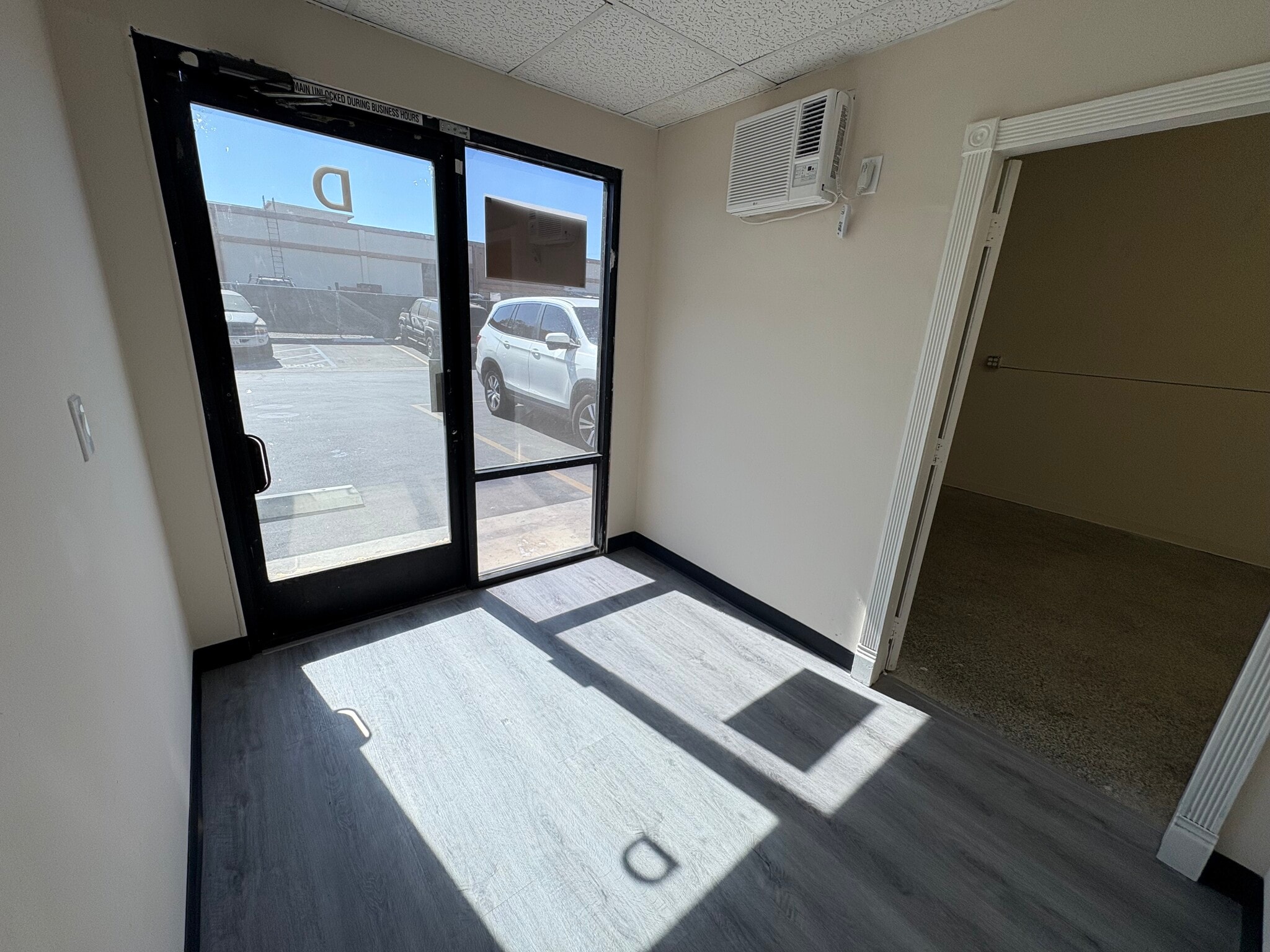 951 S Cypress St, La Habra, CA à louer Photo intérieure– Image 1 sur 3