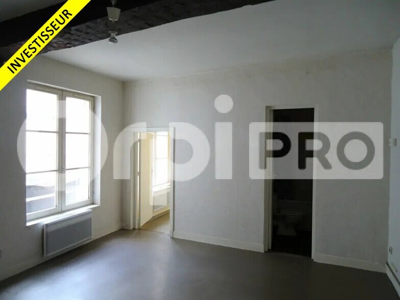 Local d'activités dans Compiègne à vendre - Photo de l’immeuble – Image 2 sur 5
