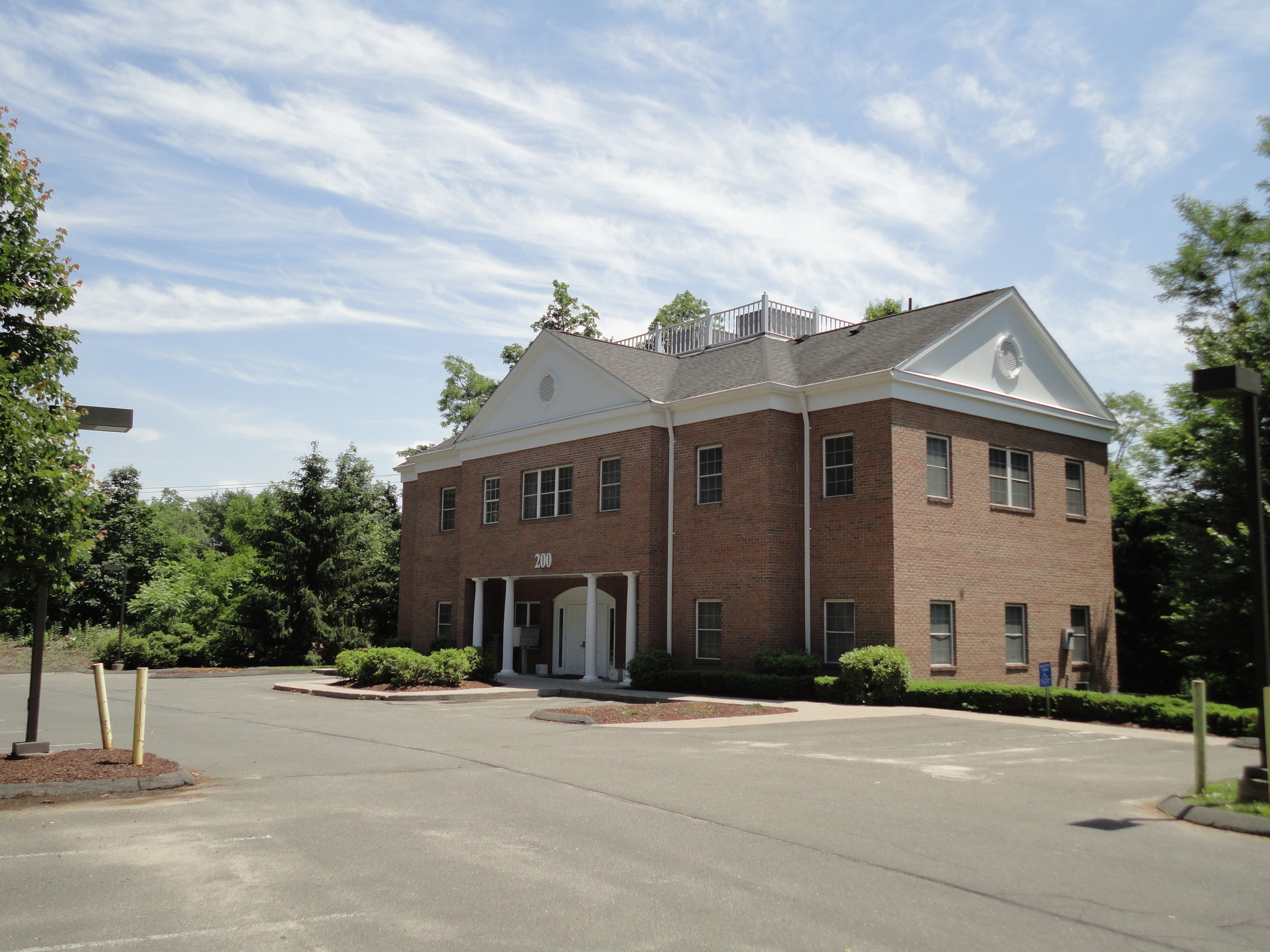 200 Mountain Rd, Farmington, CT à louer Photo principale– Image 1 sur 20