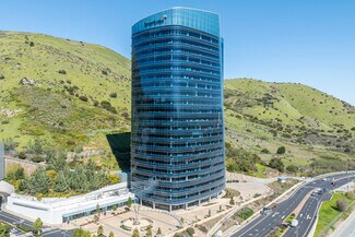 Plus de détails pour Two Tower Pl, South San Francisco, CA - Bureau à louer