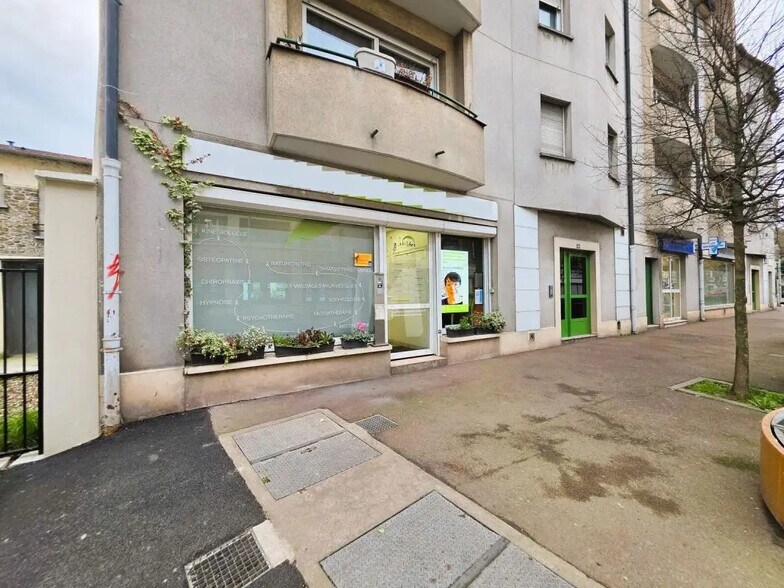 Local commercial dans Juvisy-sur-Orge à louer - Photo de l’immeuble – Image 2 sur 7