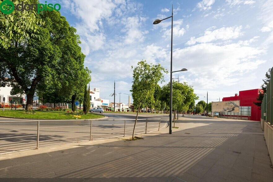 Calle Nelson Mandela, 12, Armilla, Granada à vendre - Photo principale – Image 1 sur 21