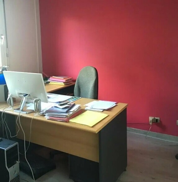 Local d'activités dans Châtellerault à vendre - Photo de l’immeuble – Image 3 sur 5