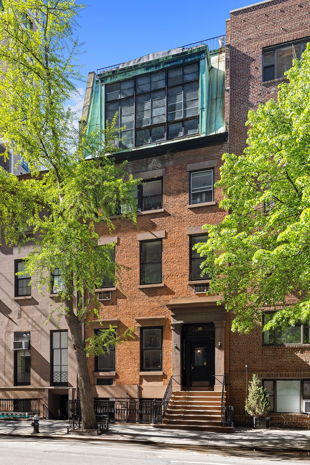 10 W 9th St, New York, NY à vendre Photo principale– Image 1 sur 18